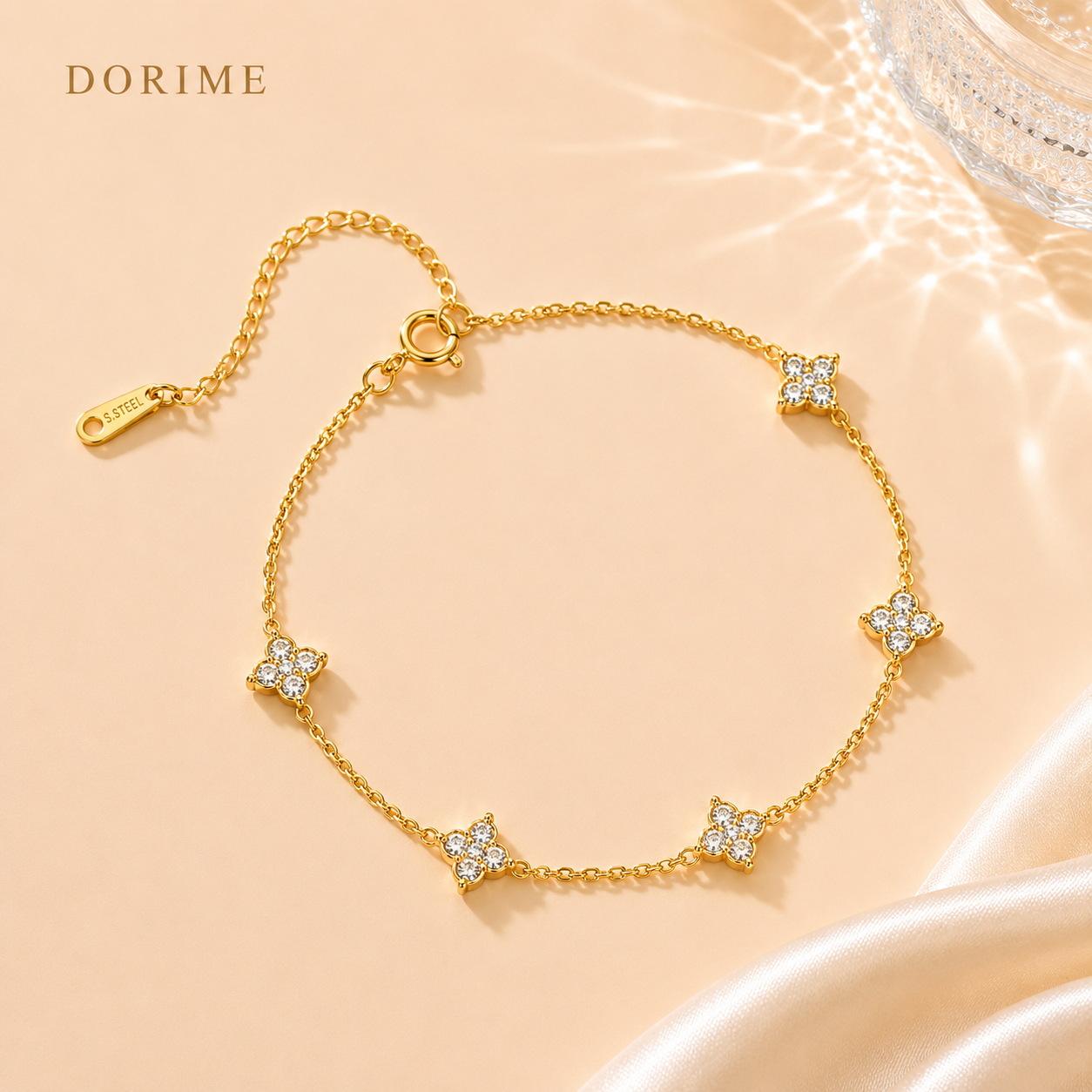 Dorime Clover Spark Bracelet
