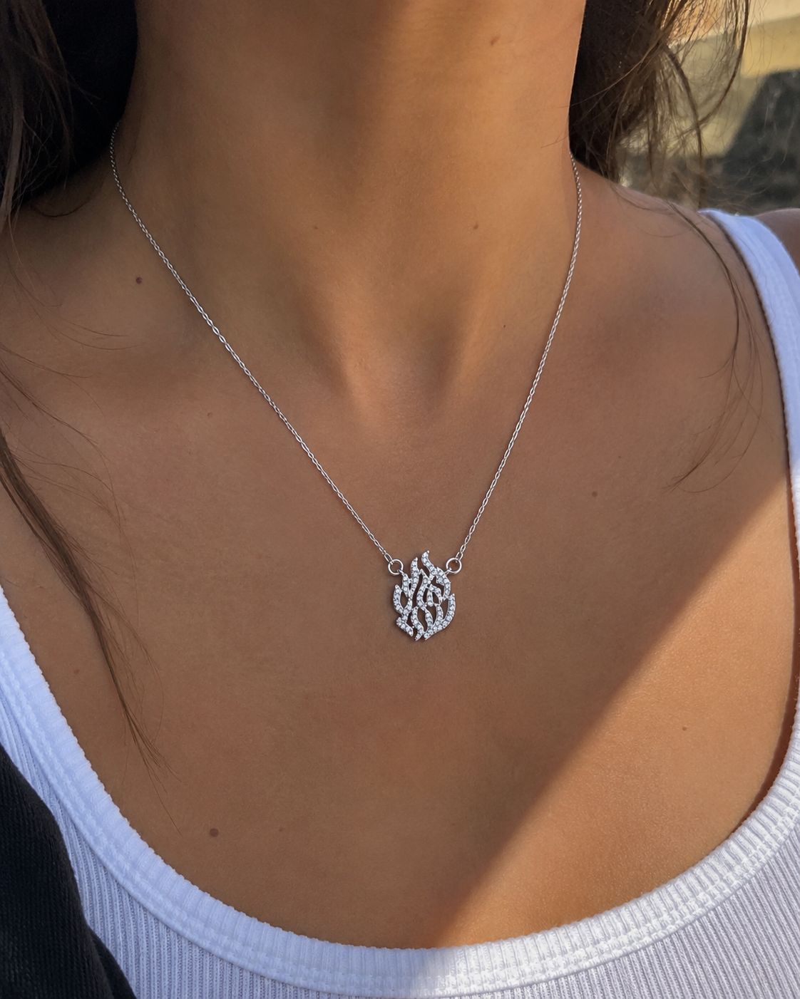 Flame Glow Necklace - 18K Gold Plated